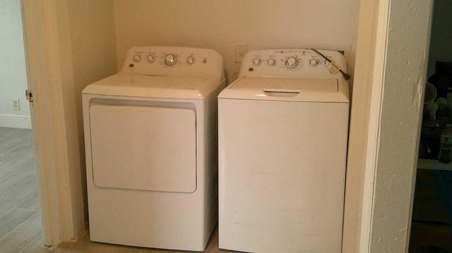 900 W 9th Street, Riviera Beach, FL 33404