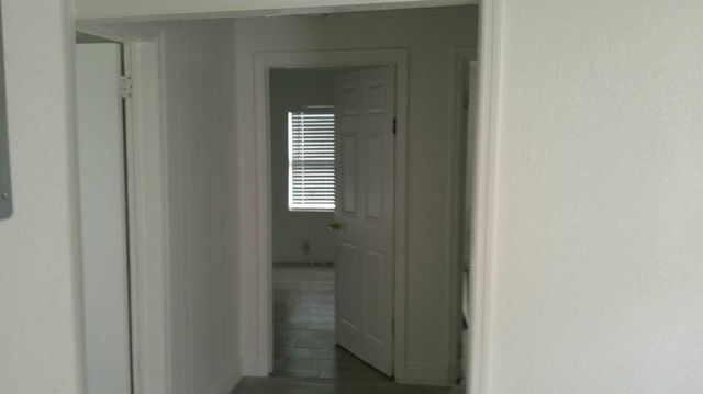 900 W 9th Street, Riviera Beach, FL 33404