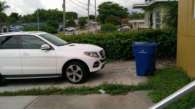 900 W 9th Street, Riviera Beach, FL 33404