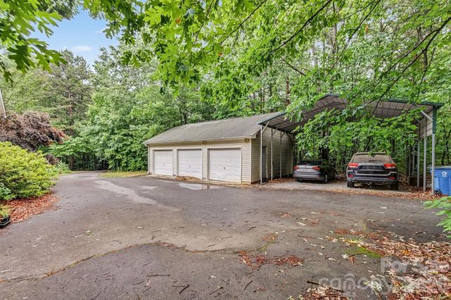 5879 Gold Hill Road E, Gold Hill, NC 28071