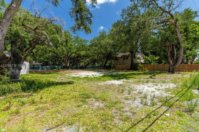 5941 SW 36th Terrace, Dania Beach, FL 33312