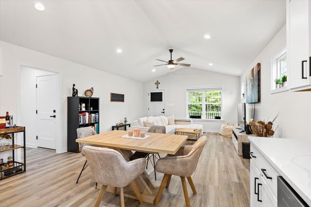 1274 HOLLY VISTA DR, Colonial Beach, VA 22443