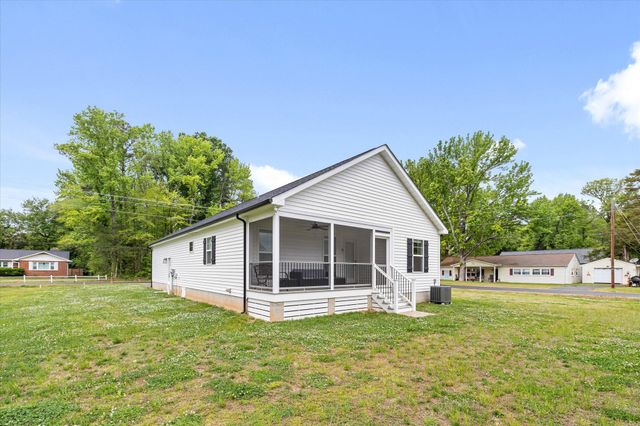 1274 HOLLY VISTA DR, Colonial Beach, VA 22443