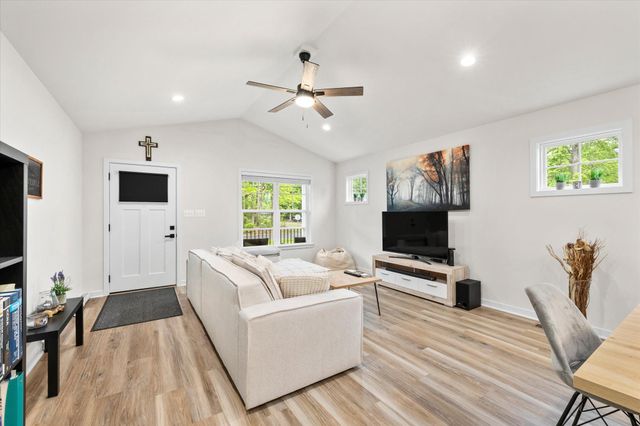 1274 HOLLY VISTA DR, Colonial Beach, VA 22443