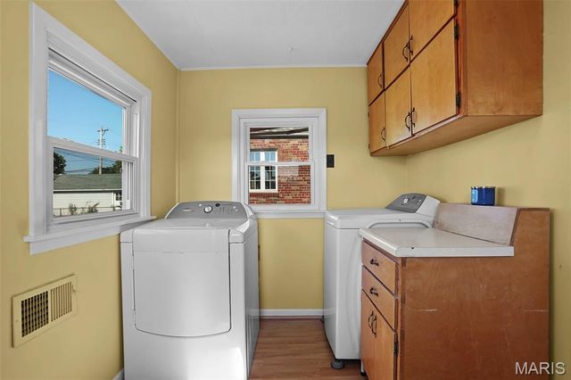 6516 Pernod Avenue, St Louis, MO 63139