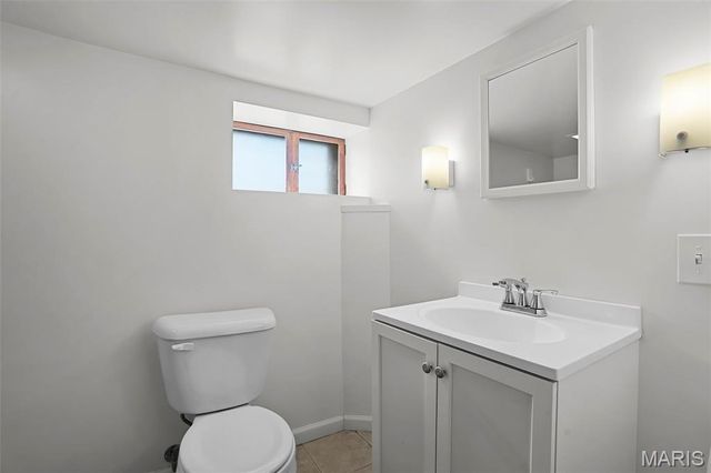 6516 Pernod Avenue, St Louis, MO 63139