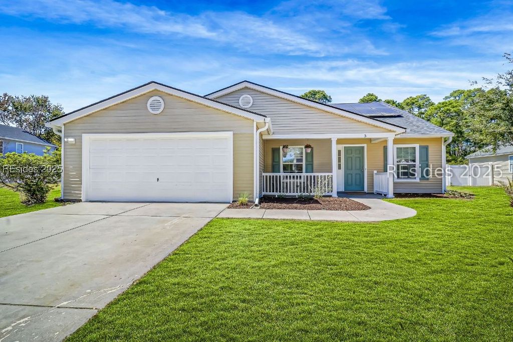 3 Lakeside Dr, Bluffton, SC 29910
