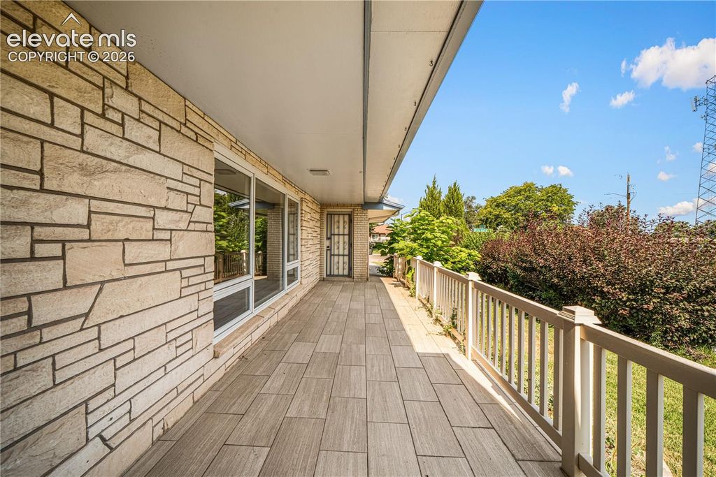 3514 St Clair Avenue, Pueblo, CO 81005 — photo 4