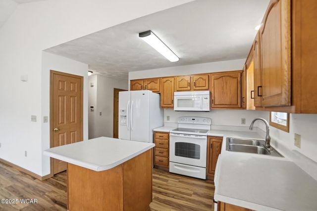 123 Eagles Point W, Lima, OH 45805