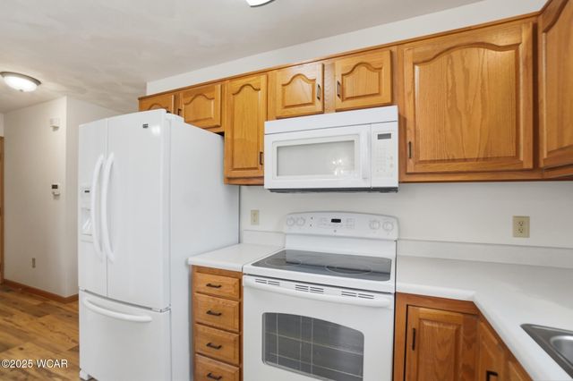 123 Eagles Point W, Lima, OH 45805