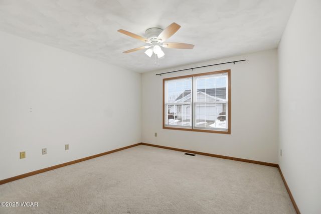 123 Eagles Point W, Lima, OH 45805