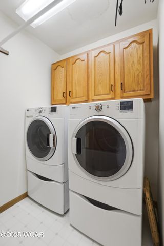 123 Eagles Point W, Lima, OH 45805