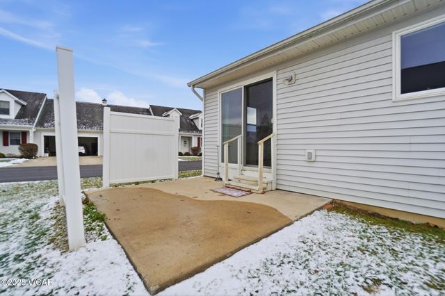 123 Eagles Point W, Lima, OH 45805