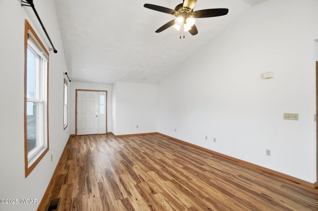 123 Eagles Point W, Lima, OH 45805