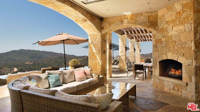 340 N Kanan Dume Road, Malibu, CA 90265