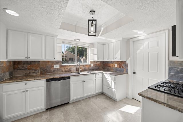 11603 Stone Bridge Drive, Houston, TX 77064