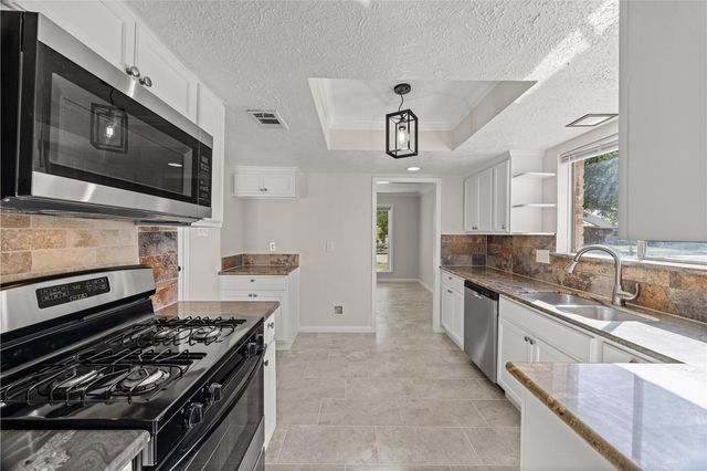 11603 Stone Bridge Drive, Houston, TX 77064