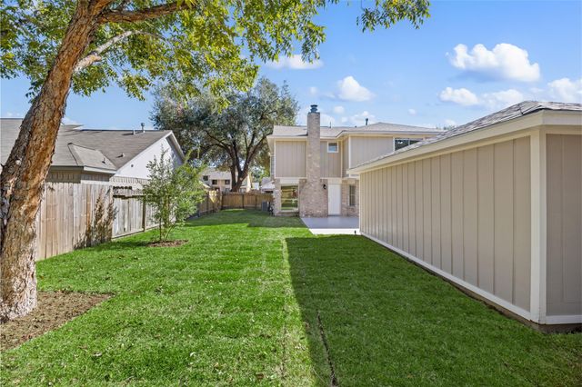 11603 Stone Bridge Drive, Houston, TX 77064