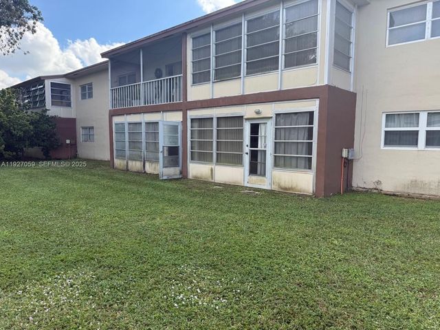 7605 NW 5th Ct 102, Margate, FL 33063