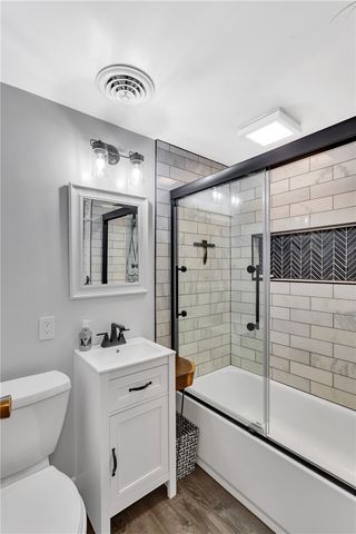 2537 N Lightwood Ave, Bethel Park, PA 15102