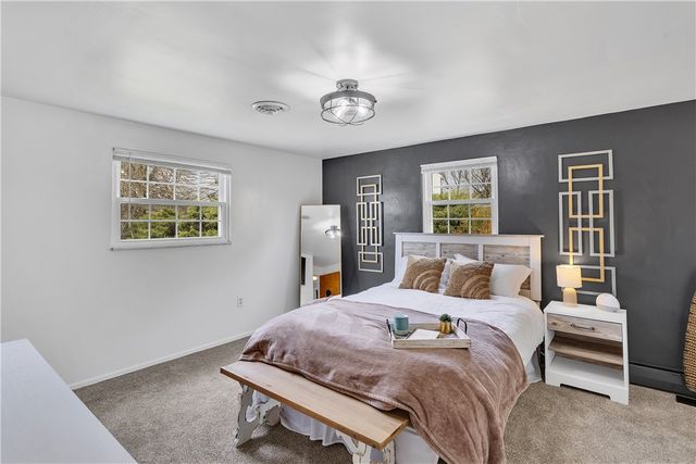 2537 N Lightwood Ave, Bethel Park, PA 15102