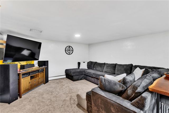 2537 N Lightwood Ave, Bethel Park, PA 15102