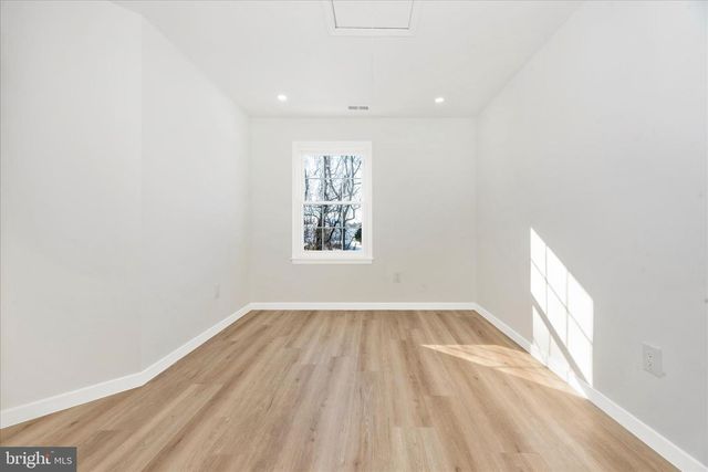 10013 VILLAGE GREEN DR, Woodstock, MD 21163