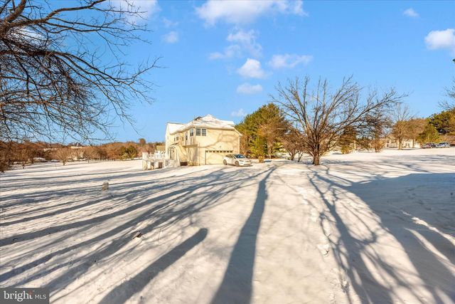 10013 VILLAGE GREEN DR, Woodstock, MD 21163