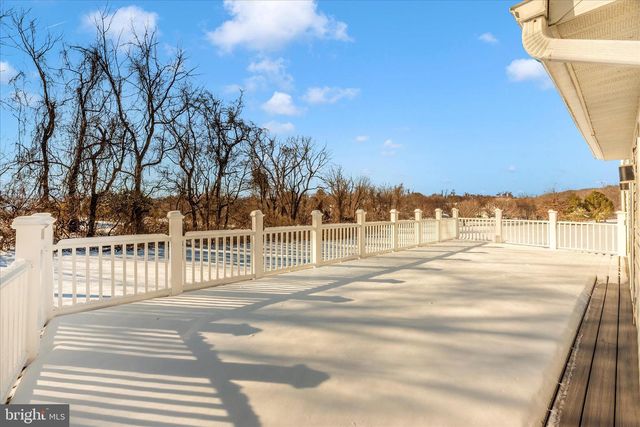 10013 VILLAGE GREEN DR, Woodstock, MD 21163