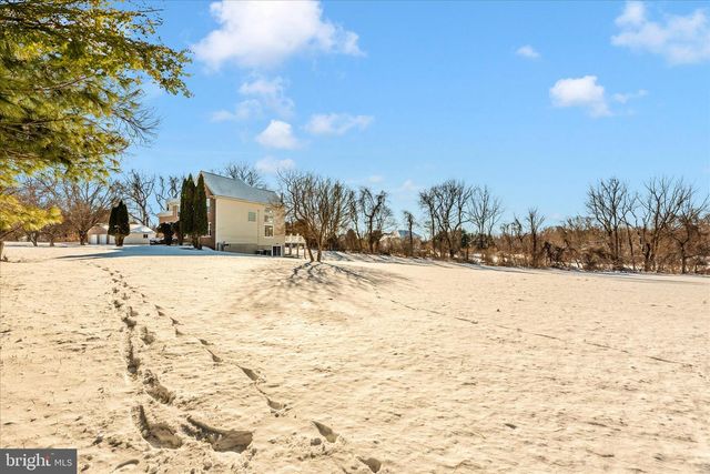 10013 VILLAGE GREEN DR, Woodstock, MD 21163