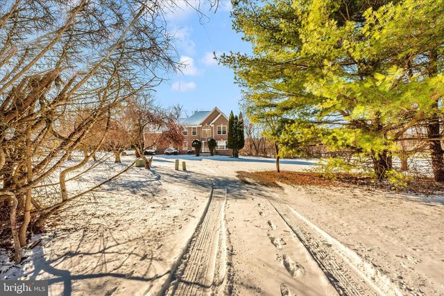 10013 VILLAGE GREEN DR, Woodstock, MD 21163