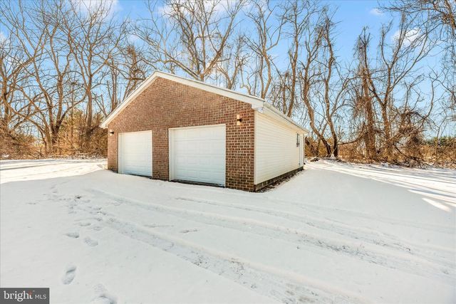 10013 VILLAGE GREEN DR, Woodstock, MD 21163