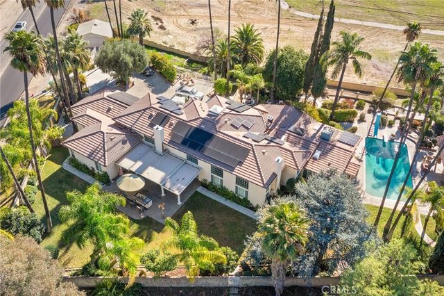 1981 Park, Hemet, CA 92544