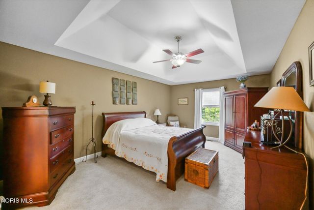 8502 Snapdragon Lane, Monclova, OH 43542