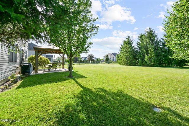 8502 Snapdragon Lane, Monclova, OH 43542