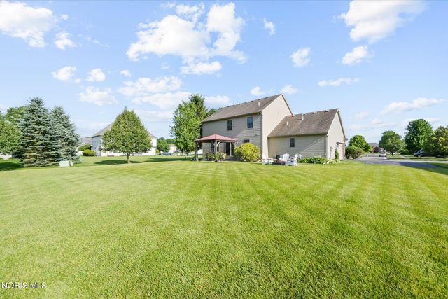 8502 Snapdragon Lane, Monclova, OH 43542
