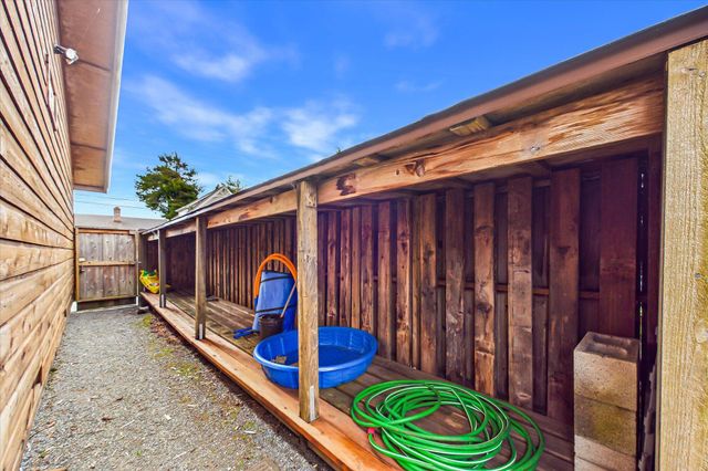 5463 Noe Avenue, Eureka, CA 95503