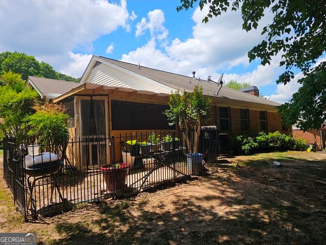 165 Stratford Way, Fayetteville, GA 30214