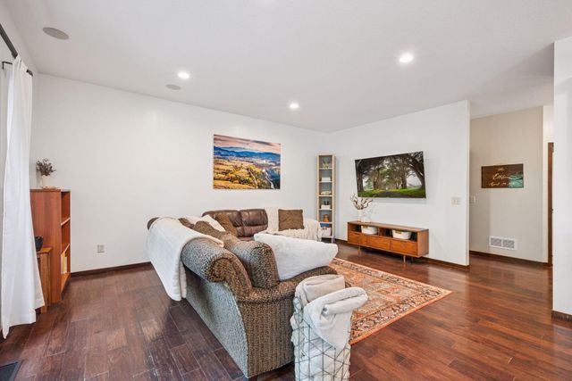 217 2nd Street SW, Delano, MN 55328