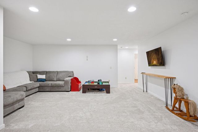 217 2nd Street SW, Delano, MN 55328