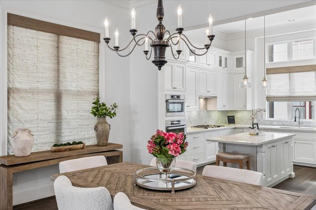 1208 Mosaico Lane, Houston, TX 77055