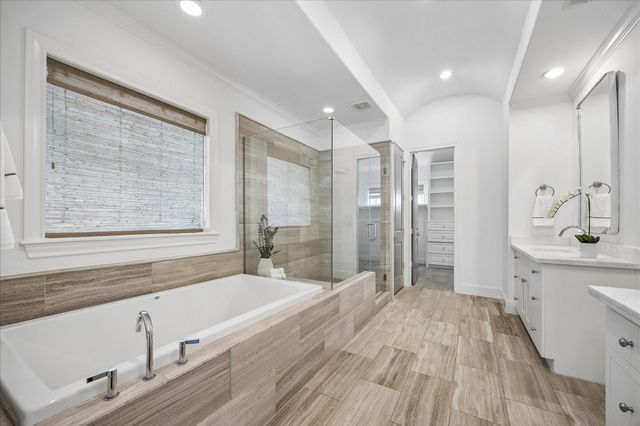 1208 Mosaico Lane, Houston, TX 77055