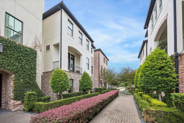 1208 Mosaico Lane, Houston, TX 77055