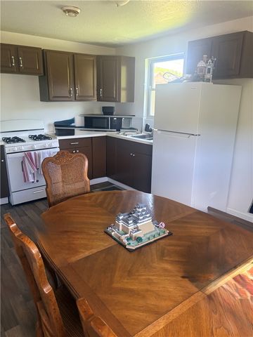 131 Spring St, California, PA 15423