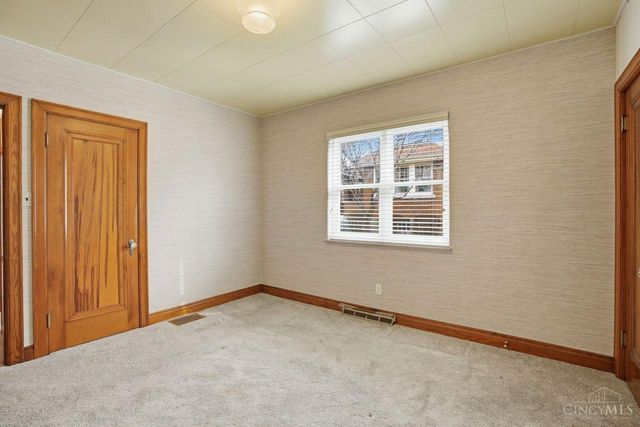 8757 Bridgetown Road, Cleves, OH 45002