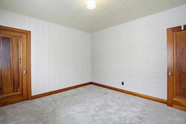 8757 Bridgetown Road, Cleves, OH 45002