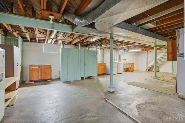 8757 Bridgetown Road, Cleves, OH 45002