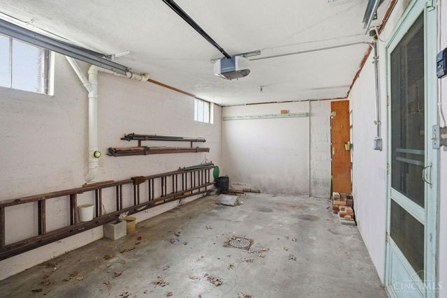 8757 Bridgetown Road, Cleves, OH 45002