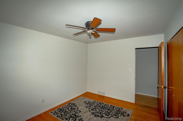 13657 Jenny Drive, Warren, MI 48088