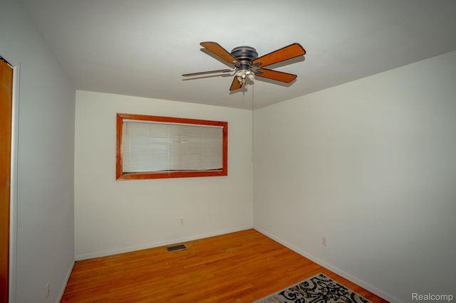 13657 Jenny Drive, Warren, MI 48088